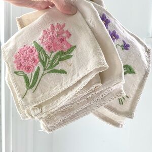 SOLD ♥️six antique hand-embroidered flower napkins, with crocheted lace edges